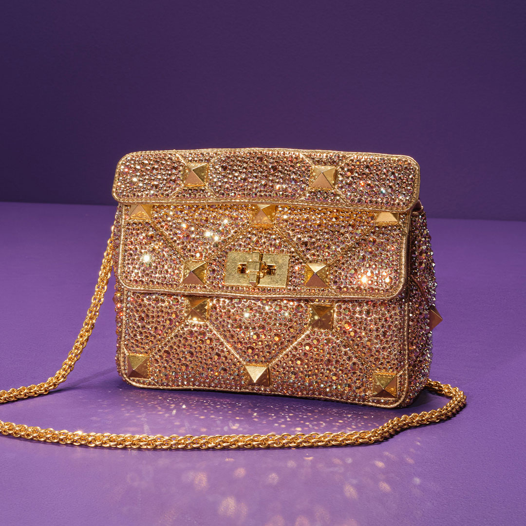 Roman Stud Medium Shoulder Bag Valentino Garavani wit chain